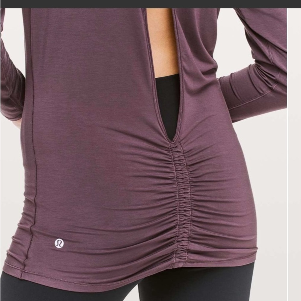 Lululemon Deep Stretch Long Sleeve *Cinch
Arctic Plum size 4